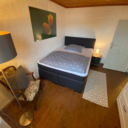 Villa Am Osterberg Büdesheim Esterno foto